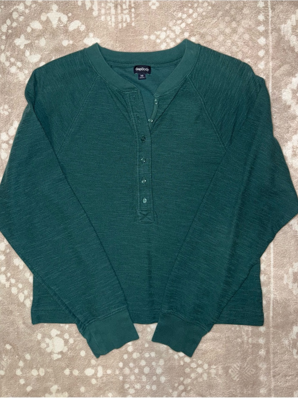 GAP Long Sleeve Henley Top in Forest Green